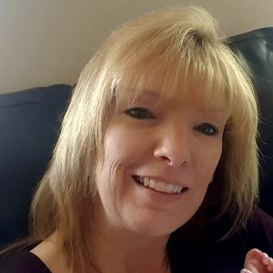 Meet your Posher, Niki